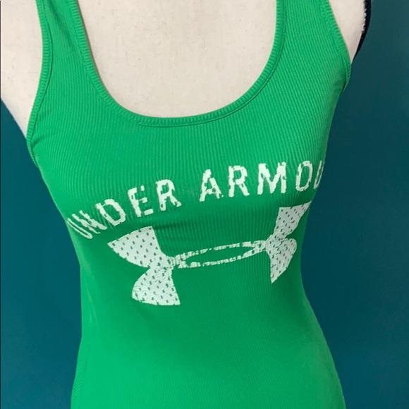 Under Amour workout top - Picture 2 of 3